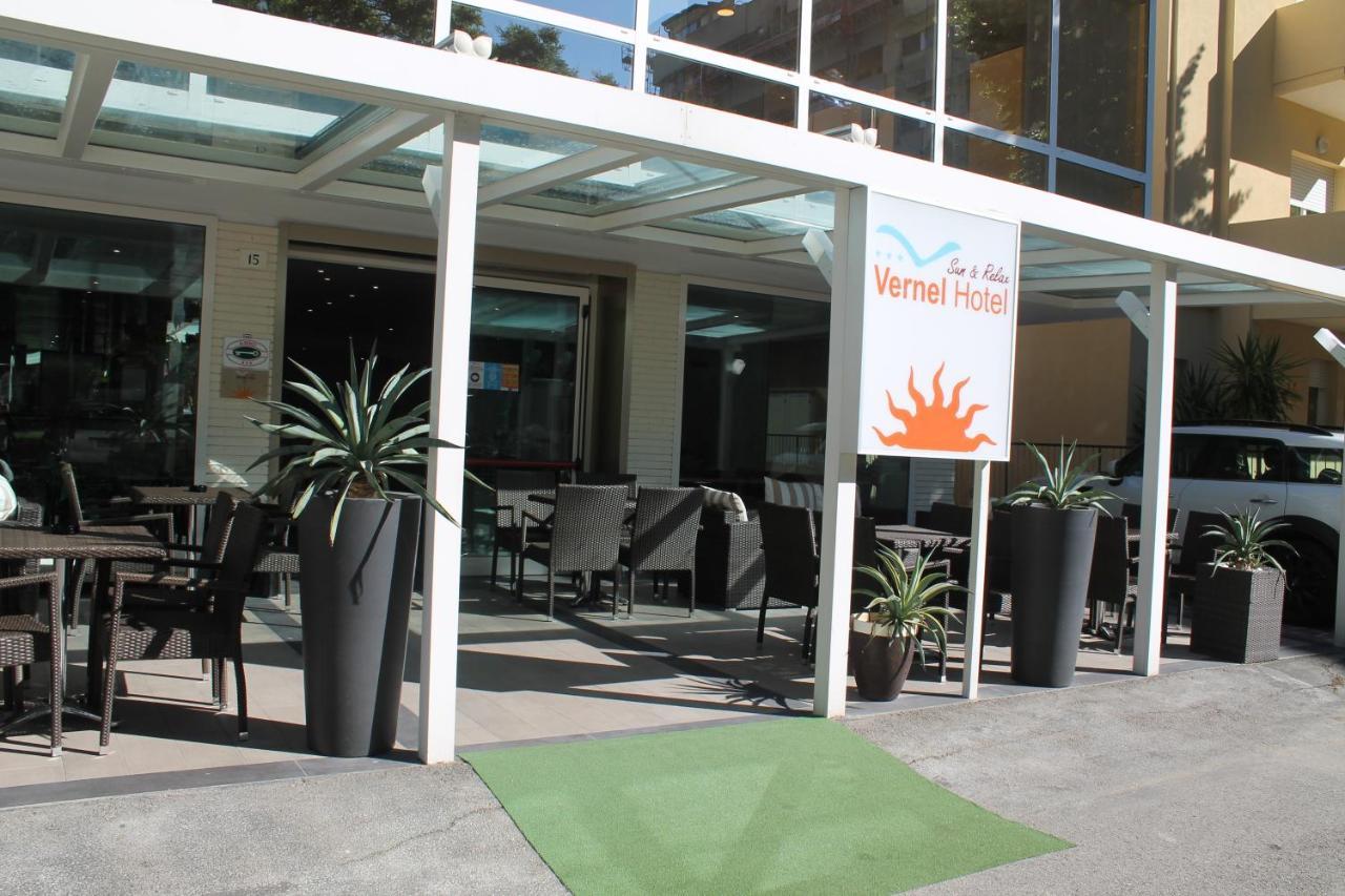 Hotel Vernel Rimini Eksteriør bilde