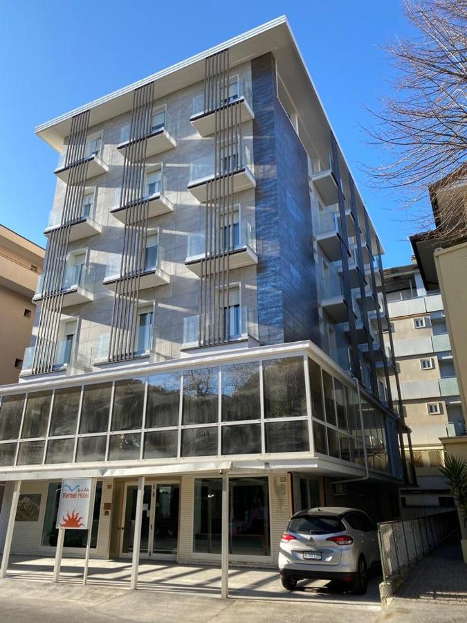 Hotel Vernel Rimini Eksteriør bilde