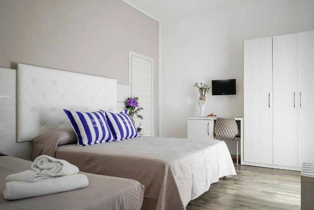 Hotel Vernel Rimini Eksteriør bilde