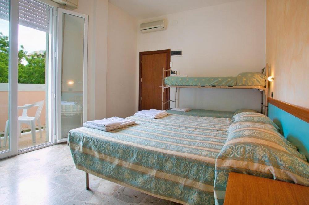 Hotel Vernel Rimini Eksteriør bilde